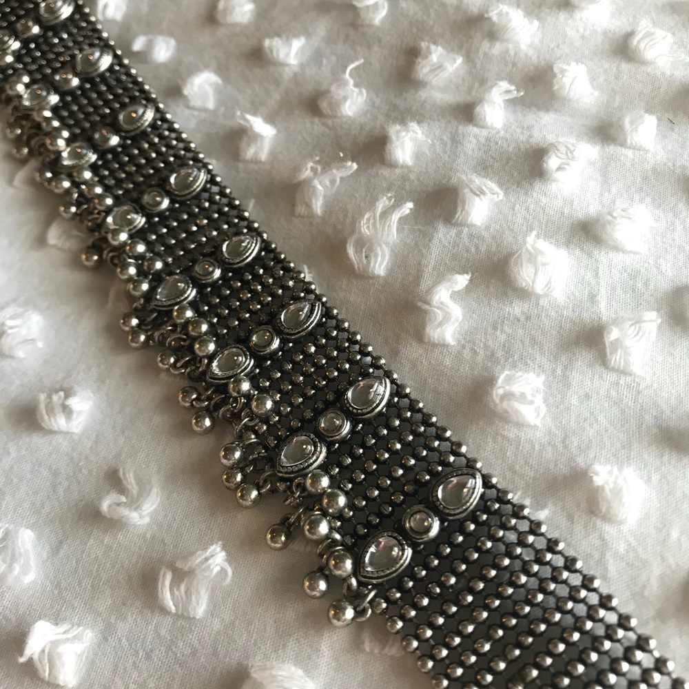 Choker - Picture 2 of 2